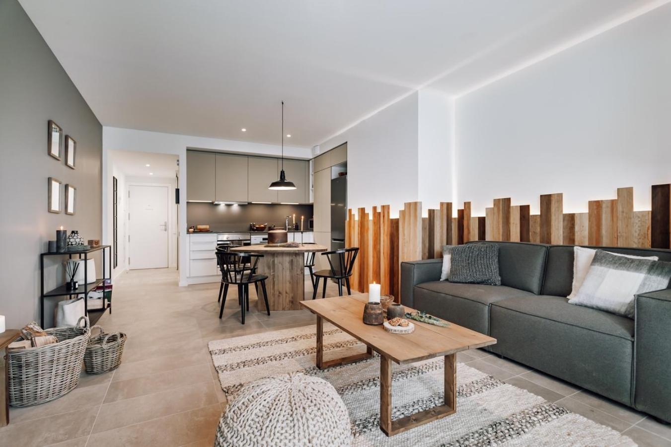 Taull - 3 Bedrooms In Eixample Esquerra Appartement *